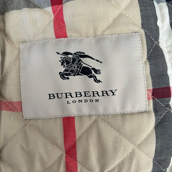 Burberry Diamond-Quilted Jacket - Picture 12 of 14